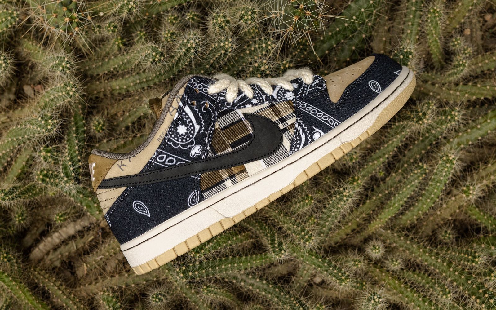 nike sb dunk low x travis scott cactus jack